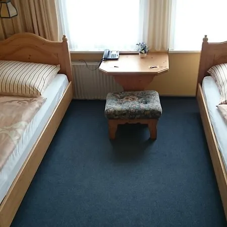 Отель Gruener Baum